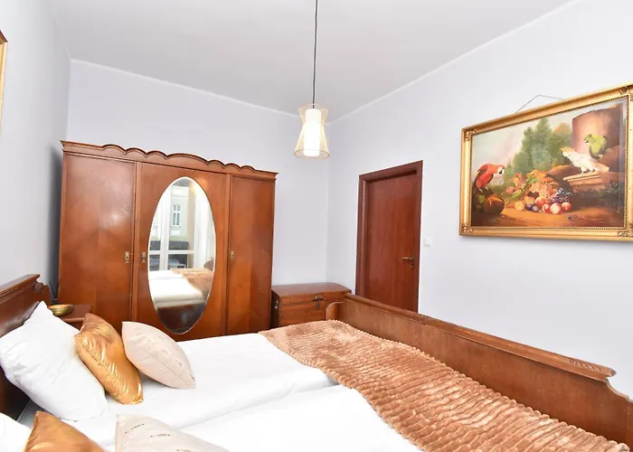 Totu Vintage Dabrowskiego Sopot